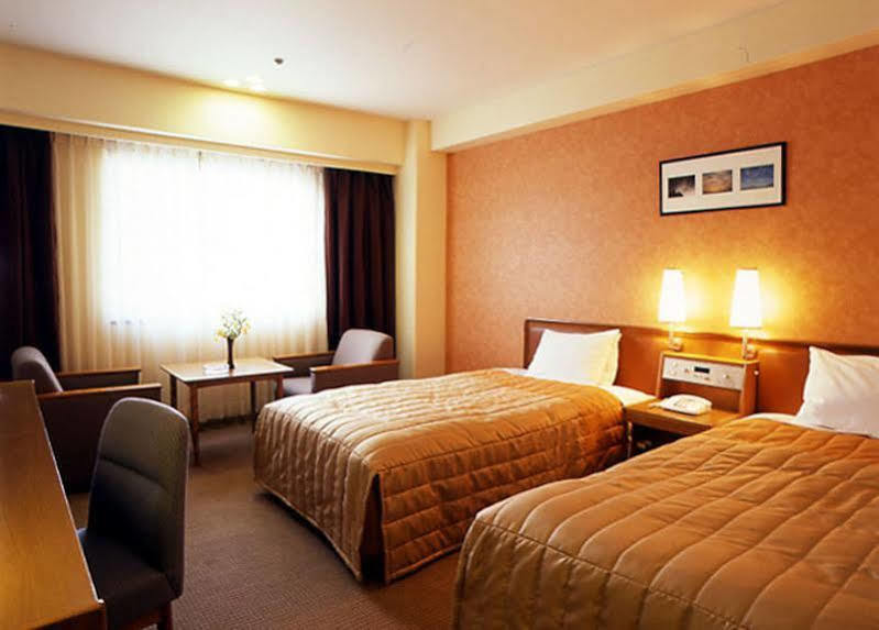 The Crown Palais New Hankyu Kochi Extérieur photo