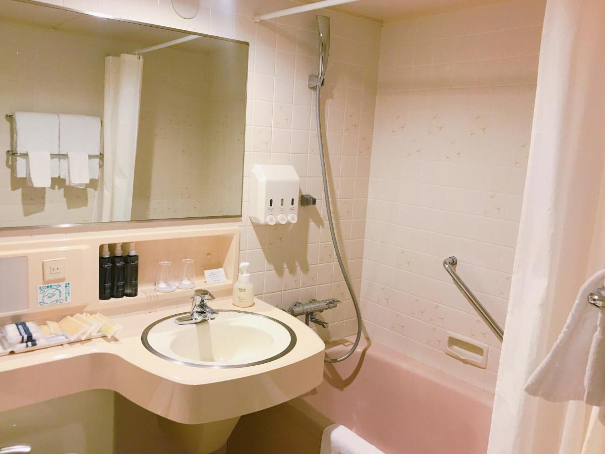 The Crown Palais New Hankyu Kochi Extérieur photo